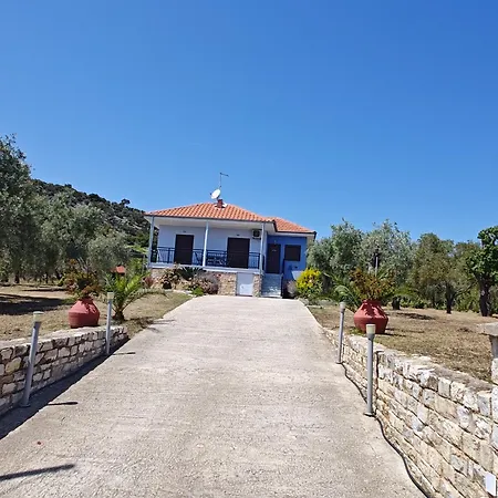 Lonely House Semesterbostad