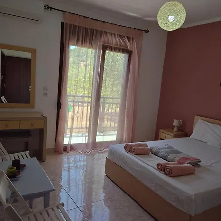 Lonely House Semesterbostad *