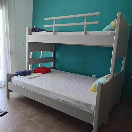 Lonely House Semesterbostad *