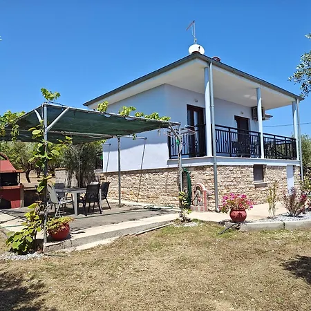 Сasa de vacaciones Lonely House Astris