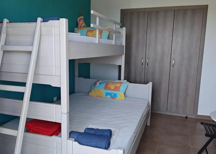 Lonely House Tatil Evi Astris